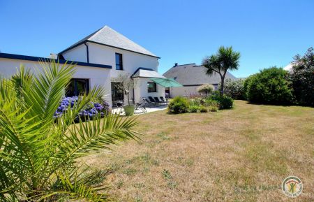 G&icirc;te n&deg;22G122058 Perros-Guirec - C&ocirc;tes d'Armor - Ext&eacute;rieur vue jardin