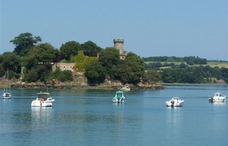vue de la terrasse Gîte n°22G570731 Pleudihen-sur-Rance - Côtes d'Armor - vue de la terrasse
