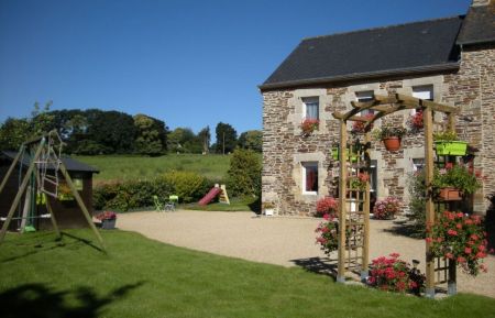 G&icirc;te n&deg;22G422301 Saint-Th&eacute;lo - C&ocirc;tes d'Armor - photo