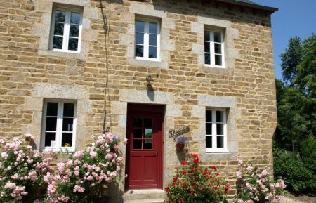 G&icirc;te n&deg;22G421621 Plouguenast-Langast - C&ocirc;tes d'Armor - photo