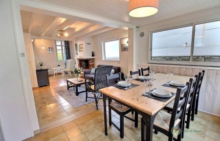 G&icirc;te n&deg;22G131846 Tr&eacute;vou-Tr&eacute;guignec - C&ocirc;tes d'Armor - photo