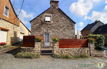 G&icirc;te n&deg;22G520305 Corseul - C&ocirc;tes d'Armor - photo