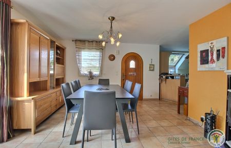 G&icirc;te n&deg;22G350234 Fr&eacute;hel - C&ocirc;tes d'Armor - photo