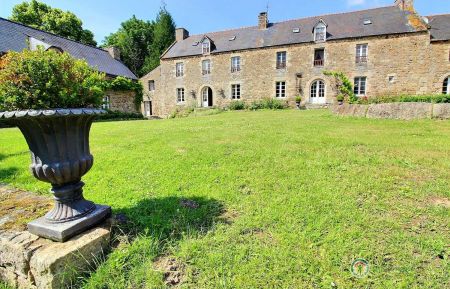 G&icirc;te n&deg;22G521006 Planco&euml;t - C&ocirc;tes d'Armor - le manoir du Plessix-M&eacute;en