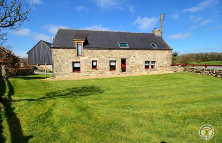 G&icirc;te n&deg;22G230205 Kerien - C&ocirc;tes d'Armor - photo