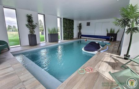 Piscine chauffée à 29° toute l'année
7.50m x 3.50 m Gîte n°22G321103 Saint-Bihy - Côtes d'Armor - Piscine chauffée à 29° toute l'année
7.50m x 3.50 m