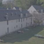 La partie claire de la photo correspond à l'espace occupé par « La Salle ». La partie claire de la photo correspond à l'espace occupé par « La Salle ».