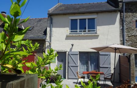 G&icirc;te n&deg;35G11246 Cancale - Ille-et-Vilaine - photo