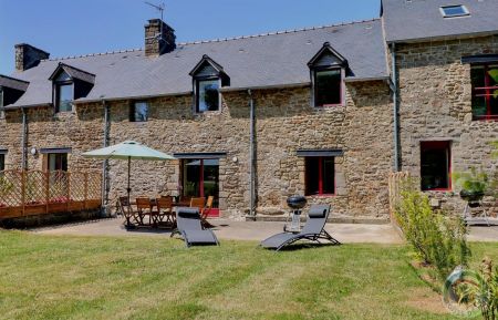 G&icirc;te n&deg;35G111662 Miniac-Morvan - Ille-et-Vilaine - photo