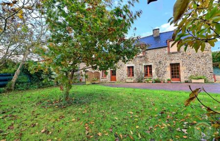 G&icirc;te n&deg;35G110841 Pleurtuit - Ille-et-Vilaine - photo