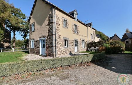 G&icirc;te n&deg;35G122351 Pleugueneuc - Ille-et-Vilaine - photo