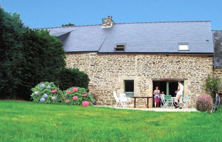 G&icirc;te n&deg;56G502 La Croix-Hell&eacute;an - Morbihan - photo