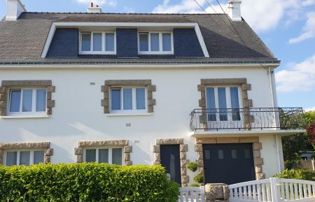 G&icirc;te n&deg;56G19332 Riantec - Morbihan - Photo de la maison avec g&icirc;te au rez de chauss&eacute;e