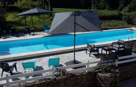 G&icirc;te n&deg;56G1406 Mor&eacute;ac - Morbihan - piscine chauff&eacute;e de 15x4m &agrave; partager avec les propi&eacute;taires