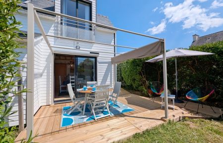 la terrasse avec sa pergola Gîte n°56G54162 Erdeven - Morbihan - la terrasse avec sa pergola