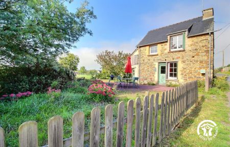 G&icirc;te n&deg;56G14515 N&eacute;ant-sur-Yvel - Morbihan - photo