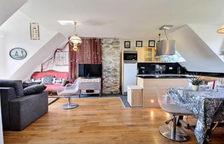 G&icirc;te n&deg;56G1817 Port-Louis - Morbihan - photo