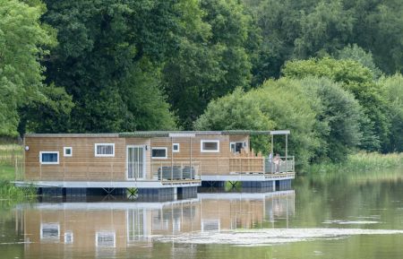Cabane flottante56G701 Gu&eacute;gon - Morbihan - Maisons sur l'eau