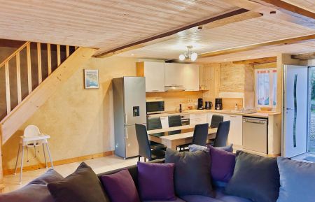 G&icirc;te n&deg;56G17233 Plumelec - Morbihan - Salon cuisine