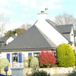 La  Villa, v&ocirc;tre studio au soleil , deux portes fen&ecirc;tres sur la gauche 