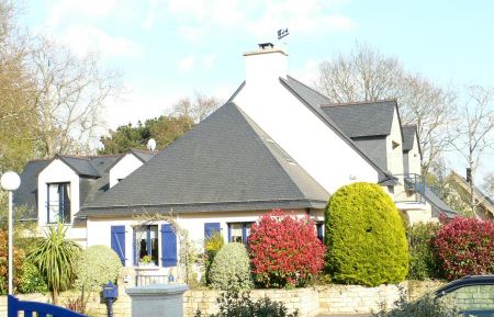 G&icirc;te n&deg;56G848 Baden - Morbihan - La  Villa, v&ocirc;tre studio au soleil , deux portes fen&ecirc;tres sur la gauche 