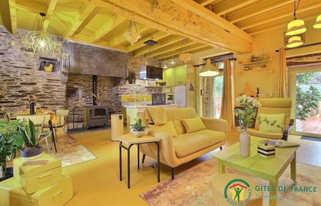 G&icirc;te n&deg;56G1838 Carentoir - Morbihan - Pi&egrave;ce de vie 